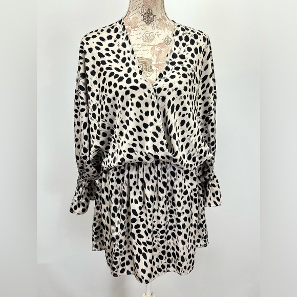 🛍️DRESS FORUM Black and white cheetah‎ print mini dress size S. - Picture 1 of 15